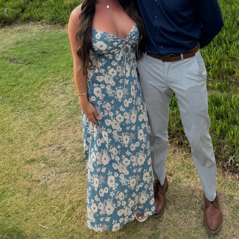 En Creme Blue and Cream Floral Dress